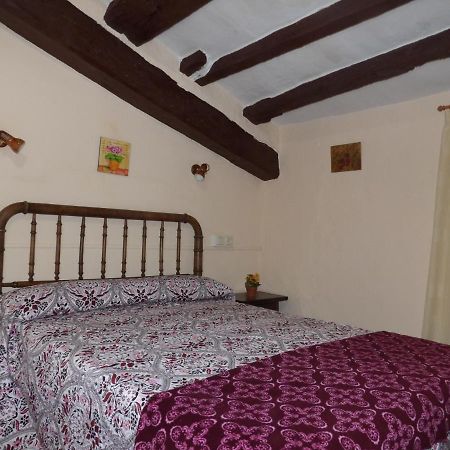 El Moli D'En Sola-Allotjaments Rurals La Vall de Bianya Buitenkant foto