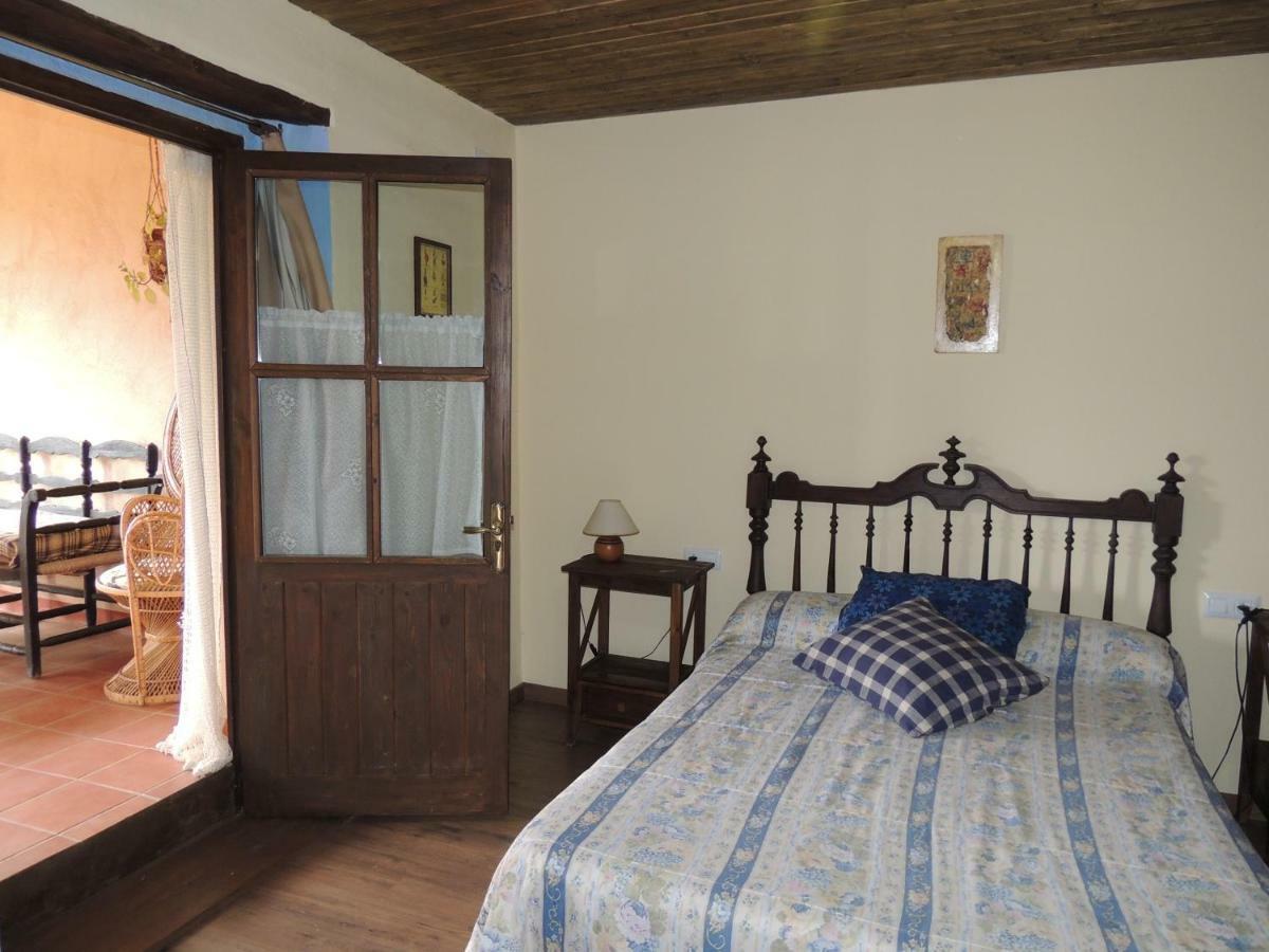 El Moli D'En Sola-Allotjaments Rurals La Vall de Bianya Buitenkant foto